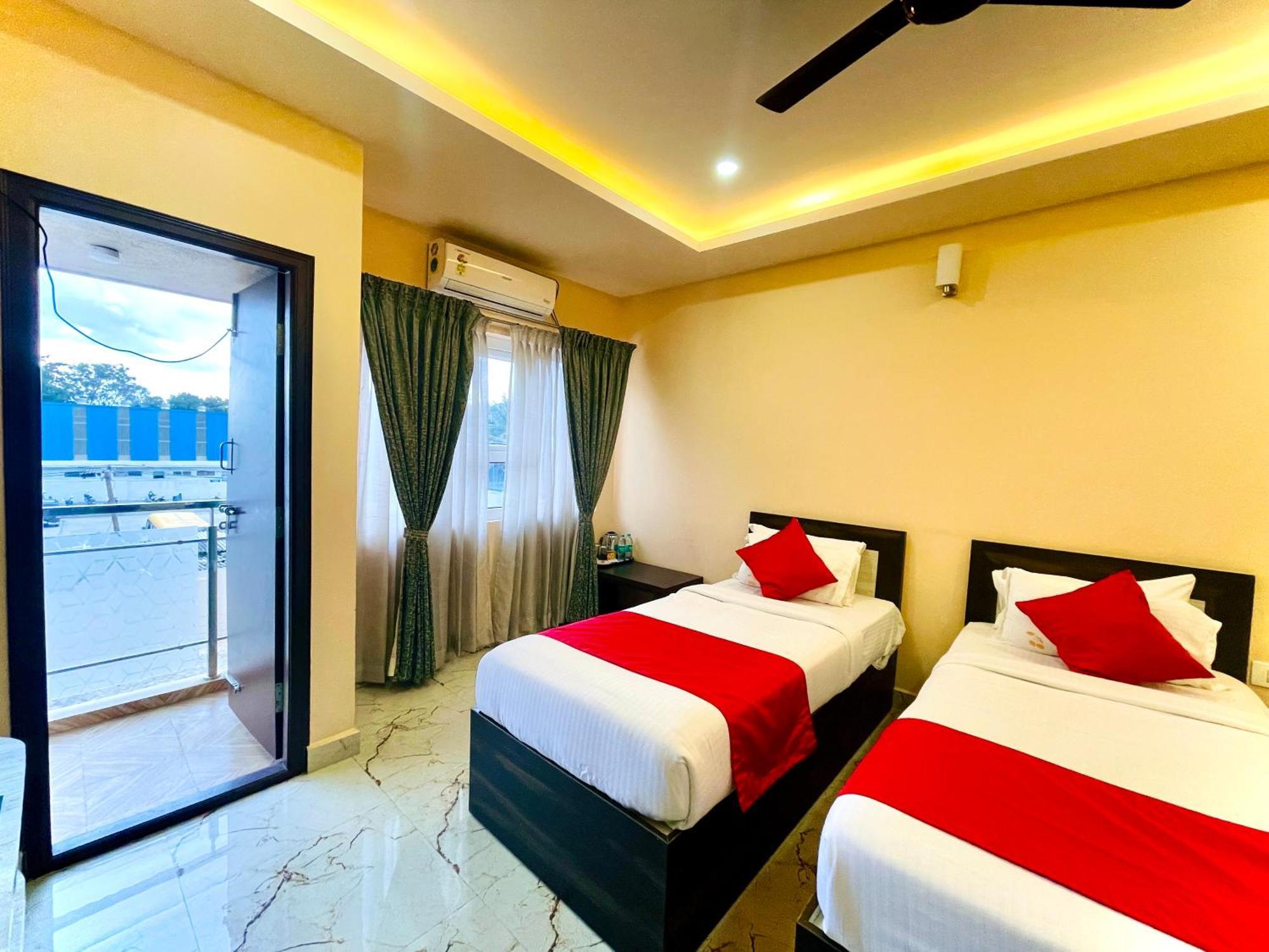 Aura By Agira Hotels Yelahanka ภายนอก รูปภาพ