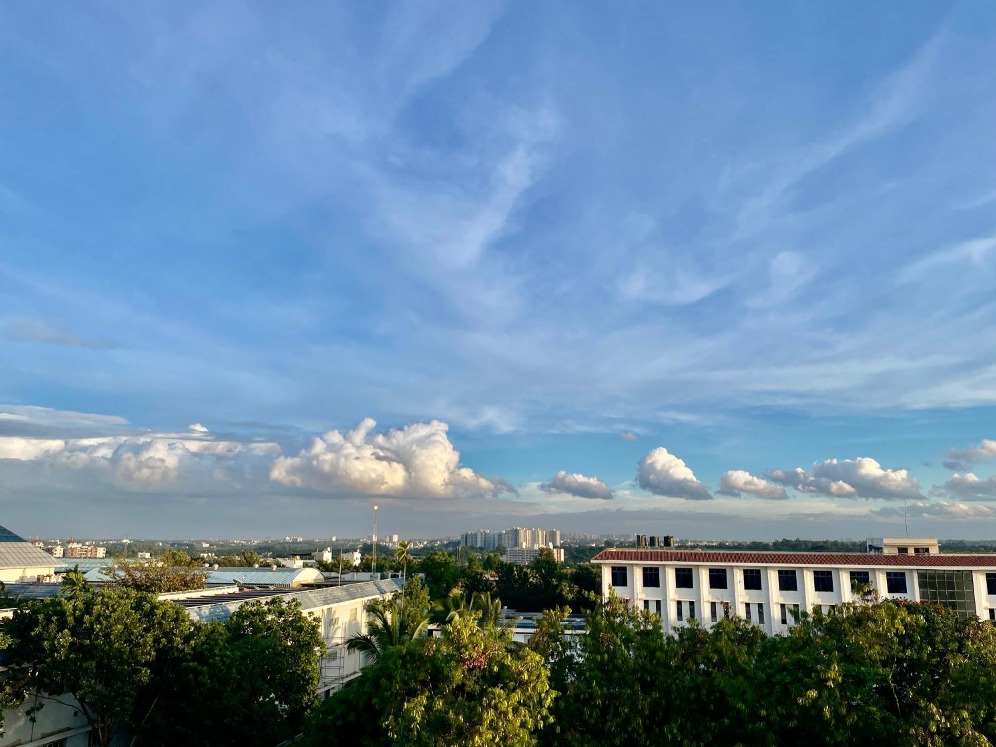 Aura By Agira Hotels Yelahanka ภายนอก รูปภาพ